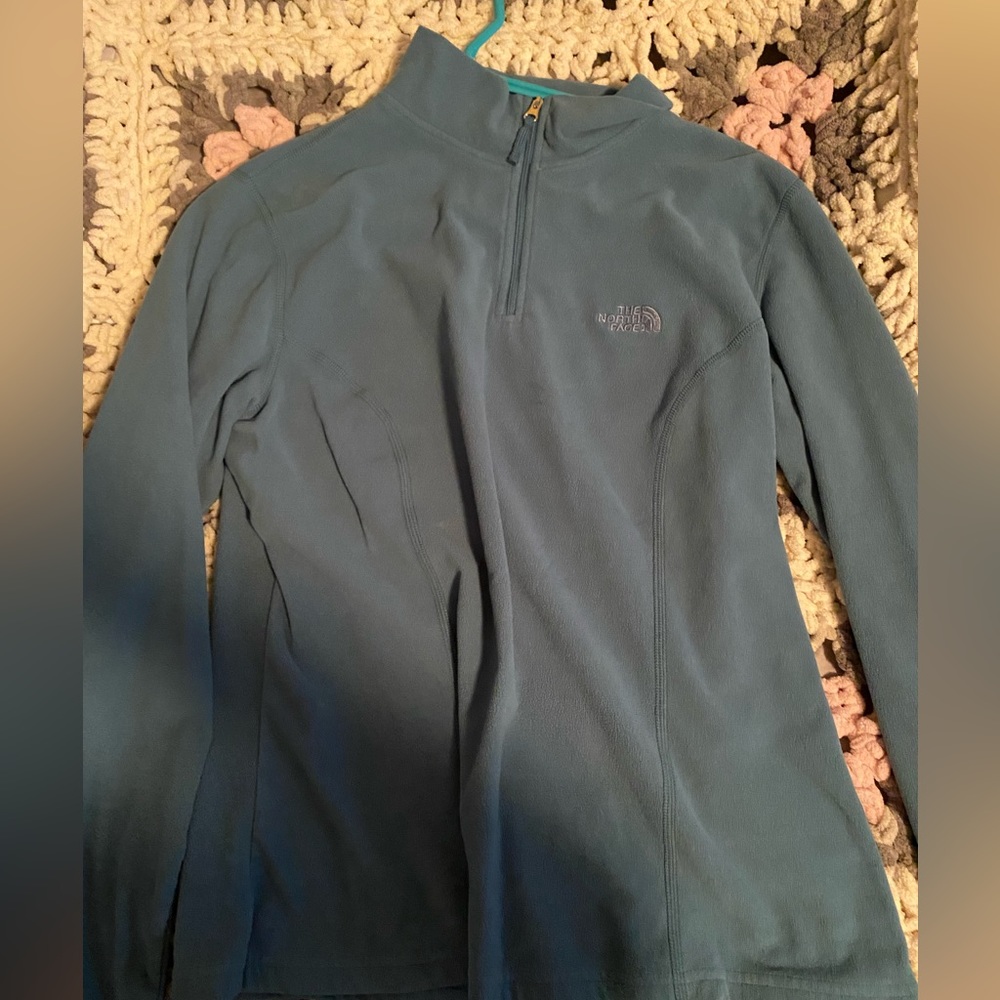 North face quarter zip